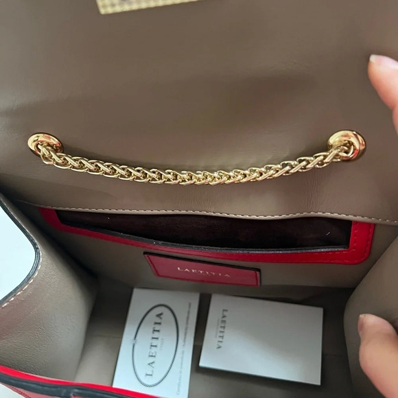 Laetitia Red Shoulder Crossbody Handbags Women Leather Messenger Bags NWT - Picture 4 of 8